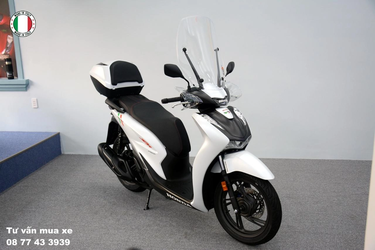 Honda SH150i Sport Edition 2025: Siêu phẩm thể thao nhập khẩu từ Ý. Giá quá rẻ cho anh em
