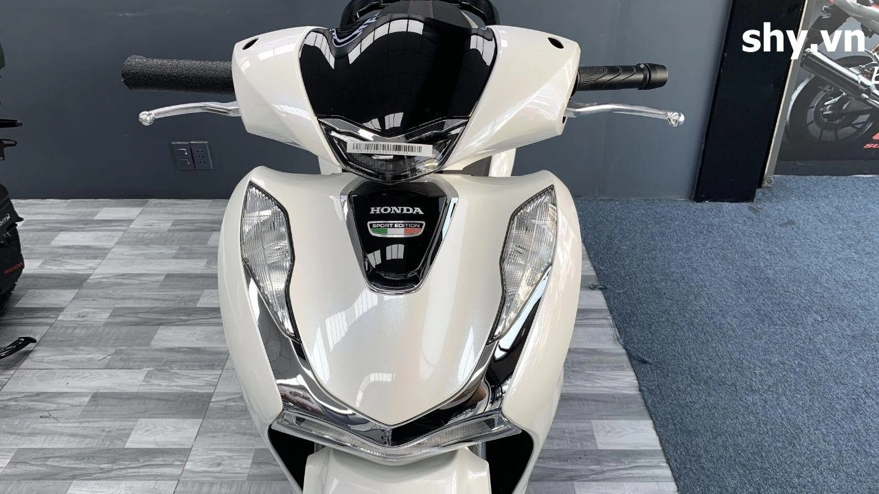 Honda SH Ý 150i trắng pha lê 2026 nhập khẩu Ý – Cubshop vừa về số lượng ít, nhận xe ngay