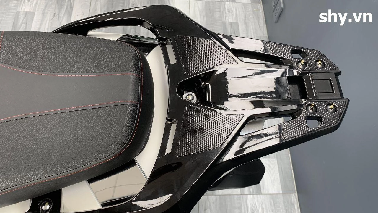 Honda SH Ý 150i trắng pha lê 2026 nhập khẩu Ý – Cubshop vừa về số lượng ít, nhận xe ngay