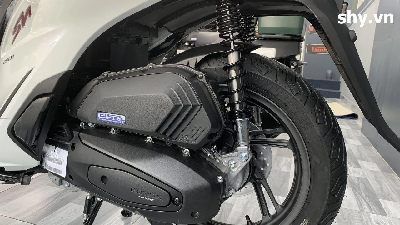 Honda SH Ý 150i trắng pha lê 2026 nhập khẩu Ý – Cubshop vừa về số lượng ít, nhận xe ngay