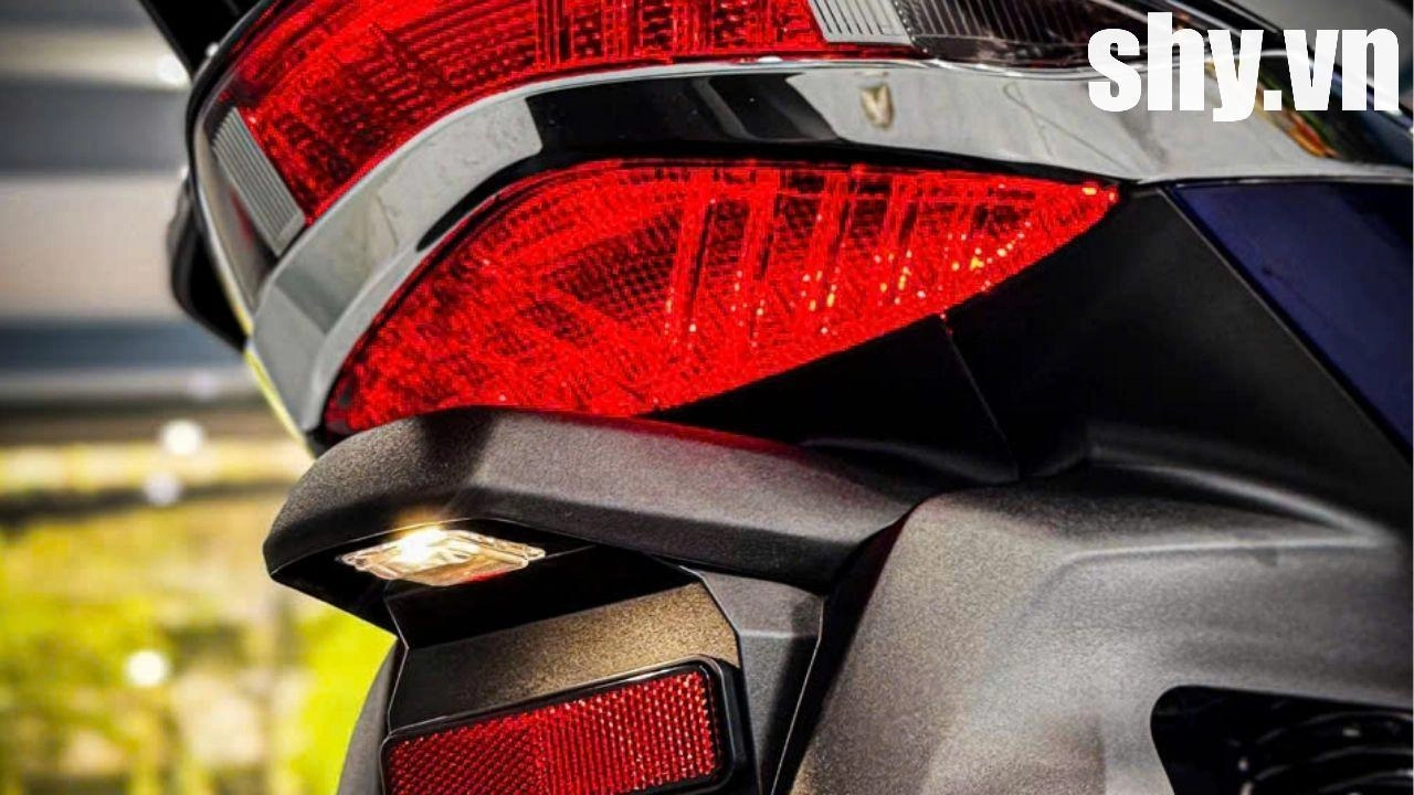 Giá xe Honda SH Ý, Giá xe Honda SH Vetro nhập Ý