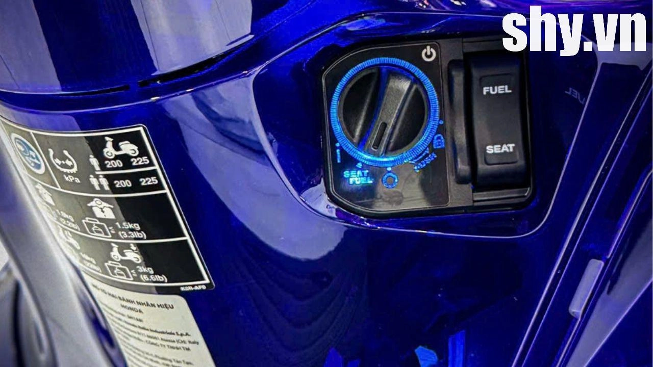 Giá xe Honda SH Ý, Giá xe Honda SH Vetro nhập Ý