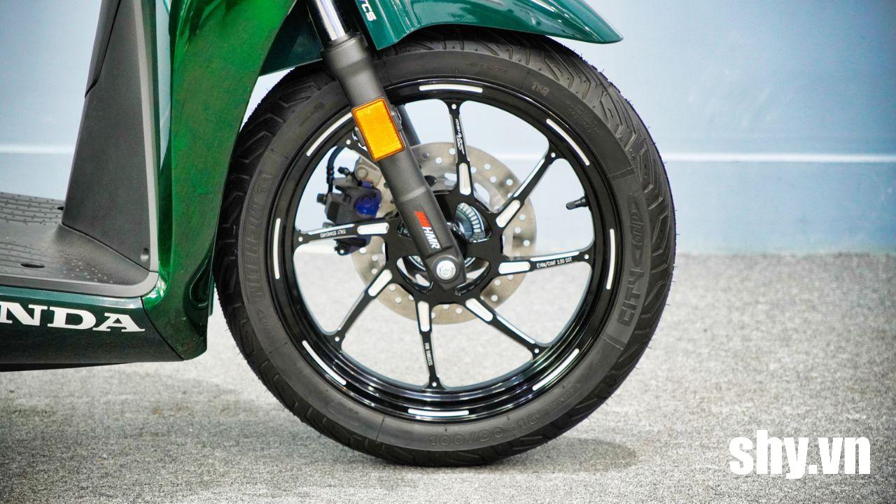 Chỉ 200 chiếc: Honda SH150i Super Vetro 2 in 1