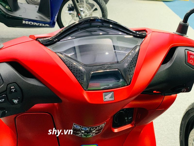 Honda SH350i Sporty đỏ nhám 2026: Giá xe nhập Ý