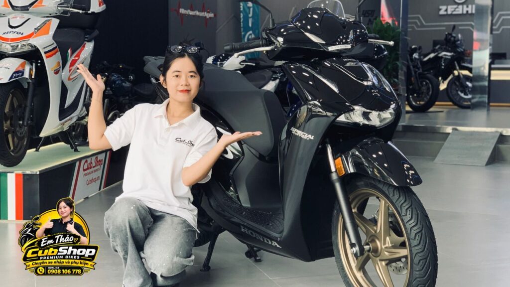Honda SH150i Ý 2026 màu đen bóng