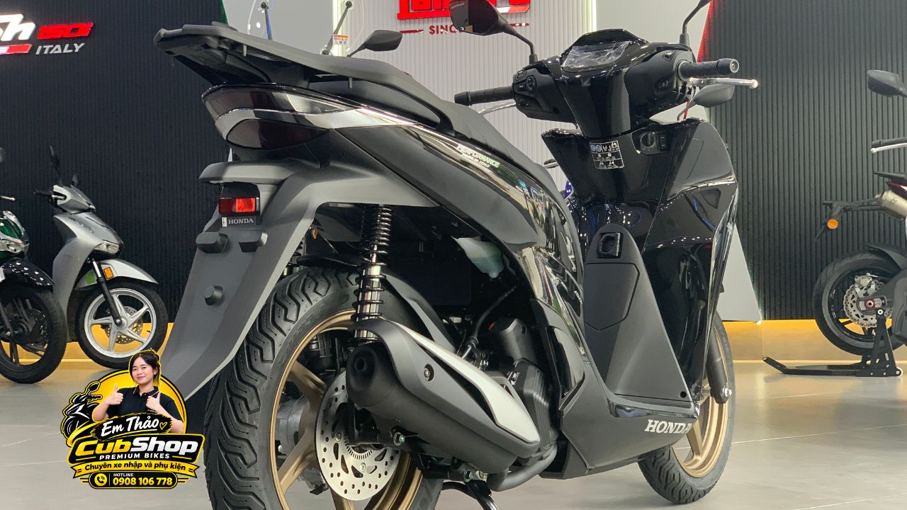 Honda SH150i Ý 2026 màu đen bóng